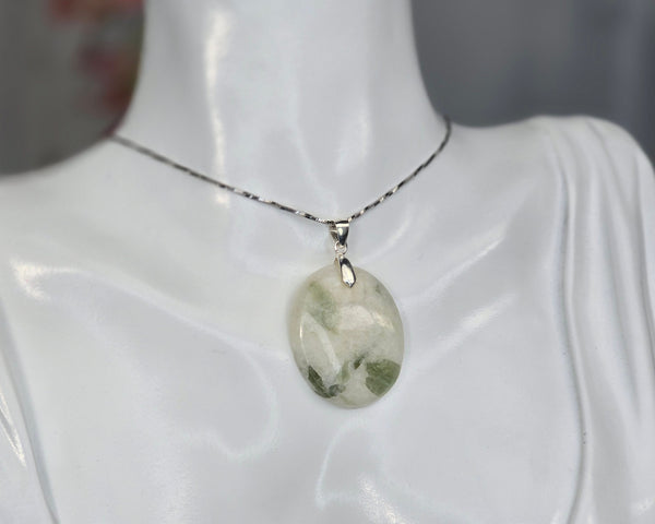 Tourmaline Verte Dans Quartz